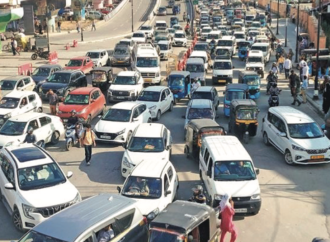 Traffic curbs ease congestion but expose planning gaps in north Kashmir towns