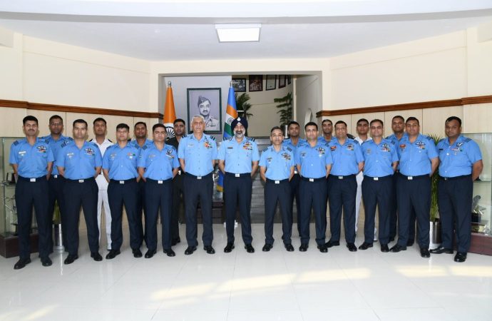 17 officers graduate from Air Force Test Pilots School in Bengaluru