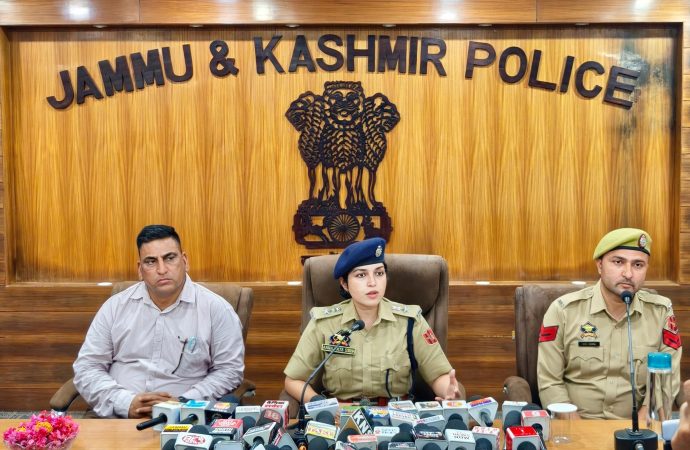 33 lost smartphones worth Rs 6 lakh traced, returned to owners in Jammu