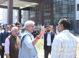 LG reviews Amarnath Yatra preparations, orders fast-tracking of pending works