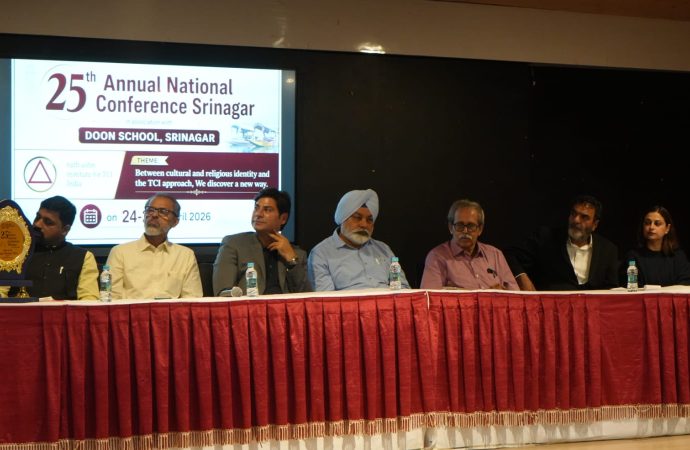 Srinagar school hosts conference on social harmony, education methods