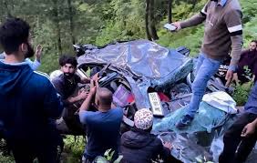 2 dead after car plunges into Banihal stream