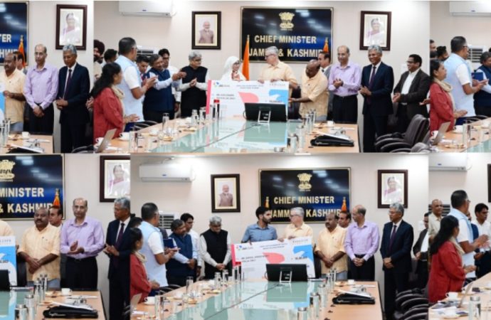 Govt creating strong ecosystem for J&K’s young entrepreneurs: CM Omar
