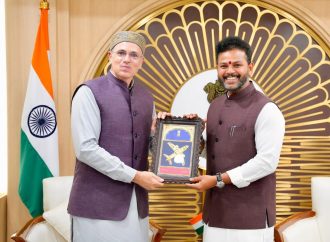 CM Omar takes up Srinagar Airport closure issue with Defence, Civil Aviation Ministers in New Delhi