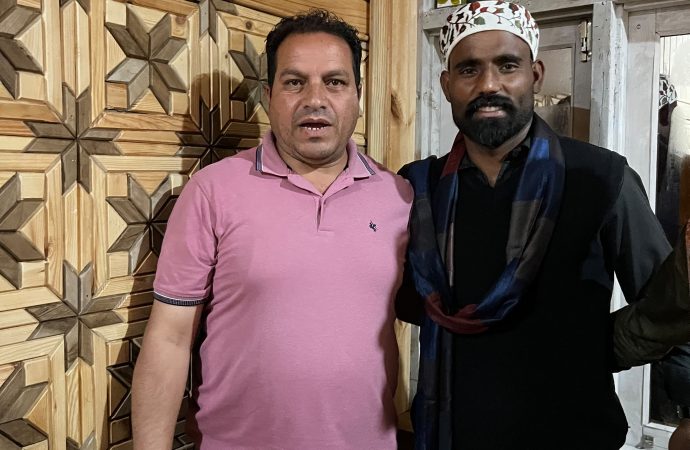 HWO J&K honours rescue volunteer Hamza Sheikh for humanitarian service