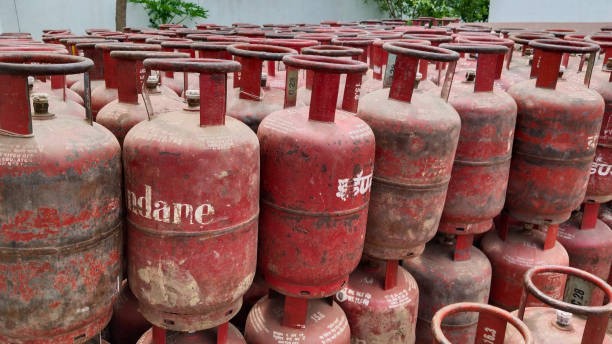 India raises domestic LPG price by Rs 29 per cylinder