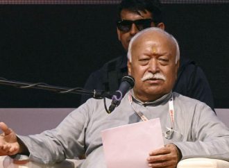 RSS chief backs engagement with Pakistan