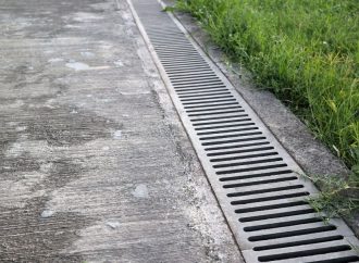 MLA Devyani announces Rs 25 lakh drainage project for Dhok Waziran