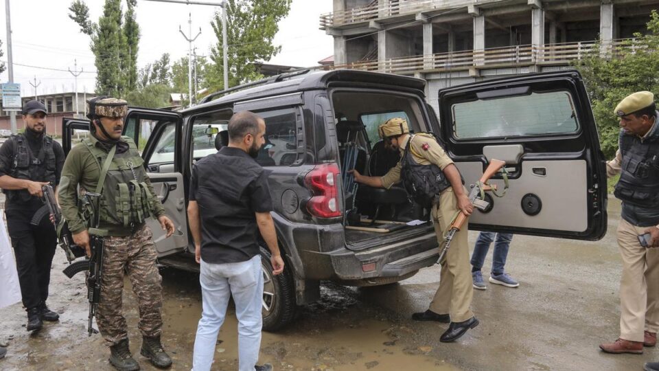 Security tightened in Kashmir after Anantnag attack