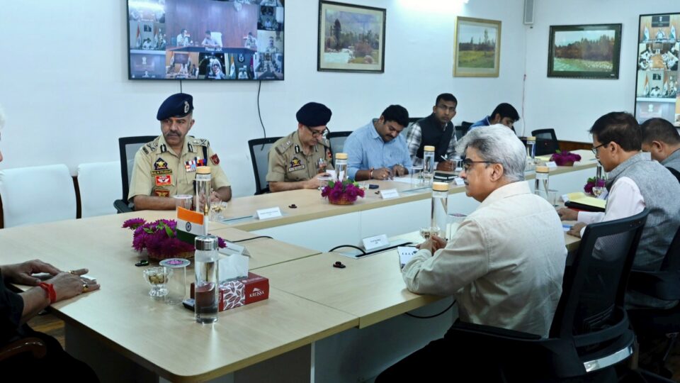 LG Sinha chairs high-level security review meeting