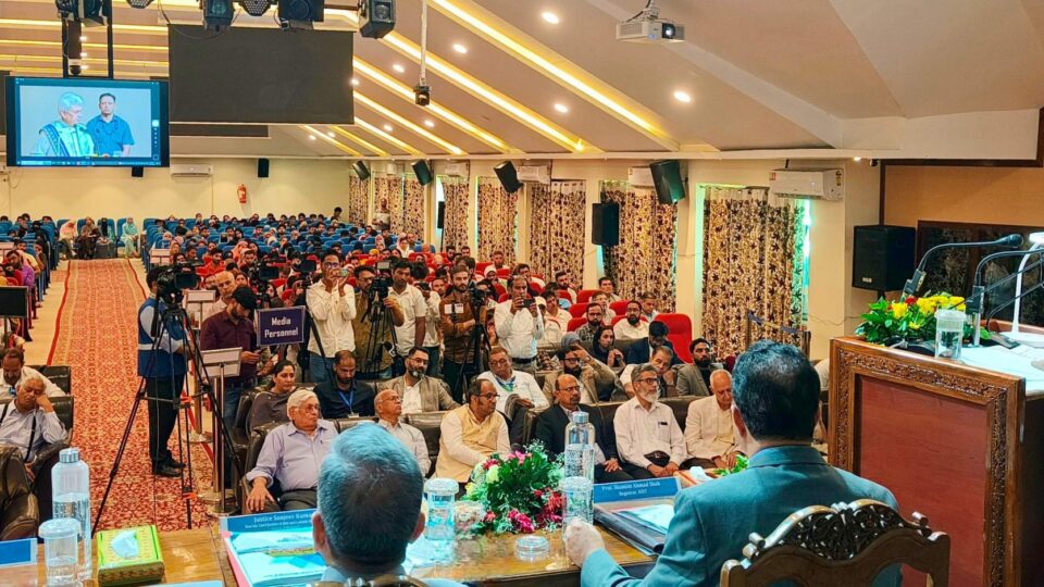 LG Sinha urges climate action